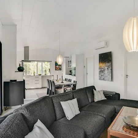 Elfriede - 400m To The Inlet In Djursland And Mols By Interhome Havndal