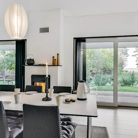 Elfriede - 400m To The Fjord By Interhome *